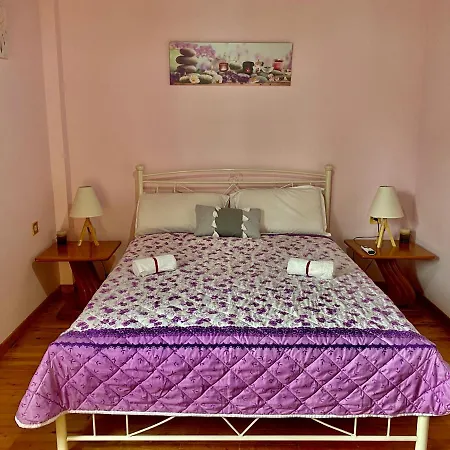 Montsenigos Garden House Διαμέρισμα *