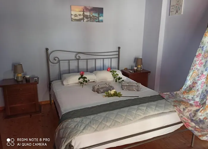 Montsenigos Garden House *